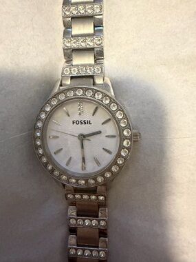 Fossil Silver Tone Crystal-Accent Ladies Bracelet Watch
